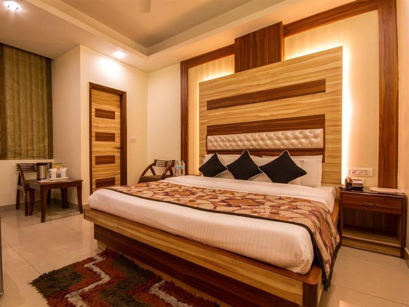 Hotel Aster Inn New Delhi Zewnętrze zdjęcie