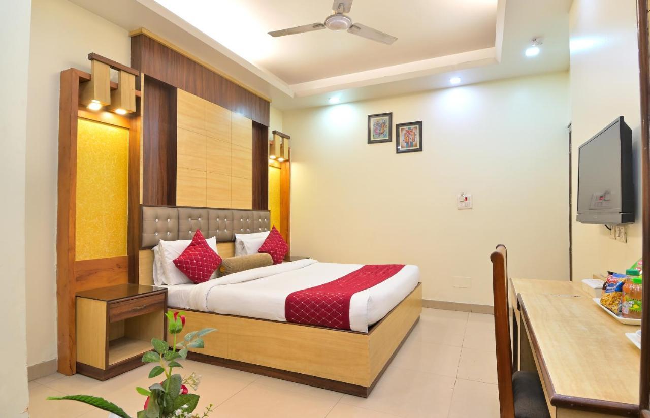 Hotel Aster Inn New Delhi Zewnętrze zdjęcie