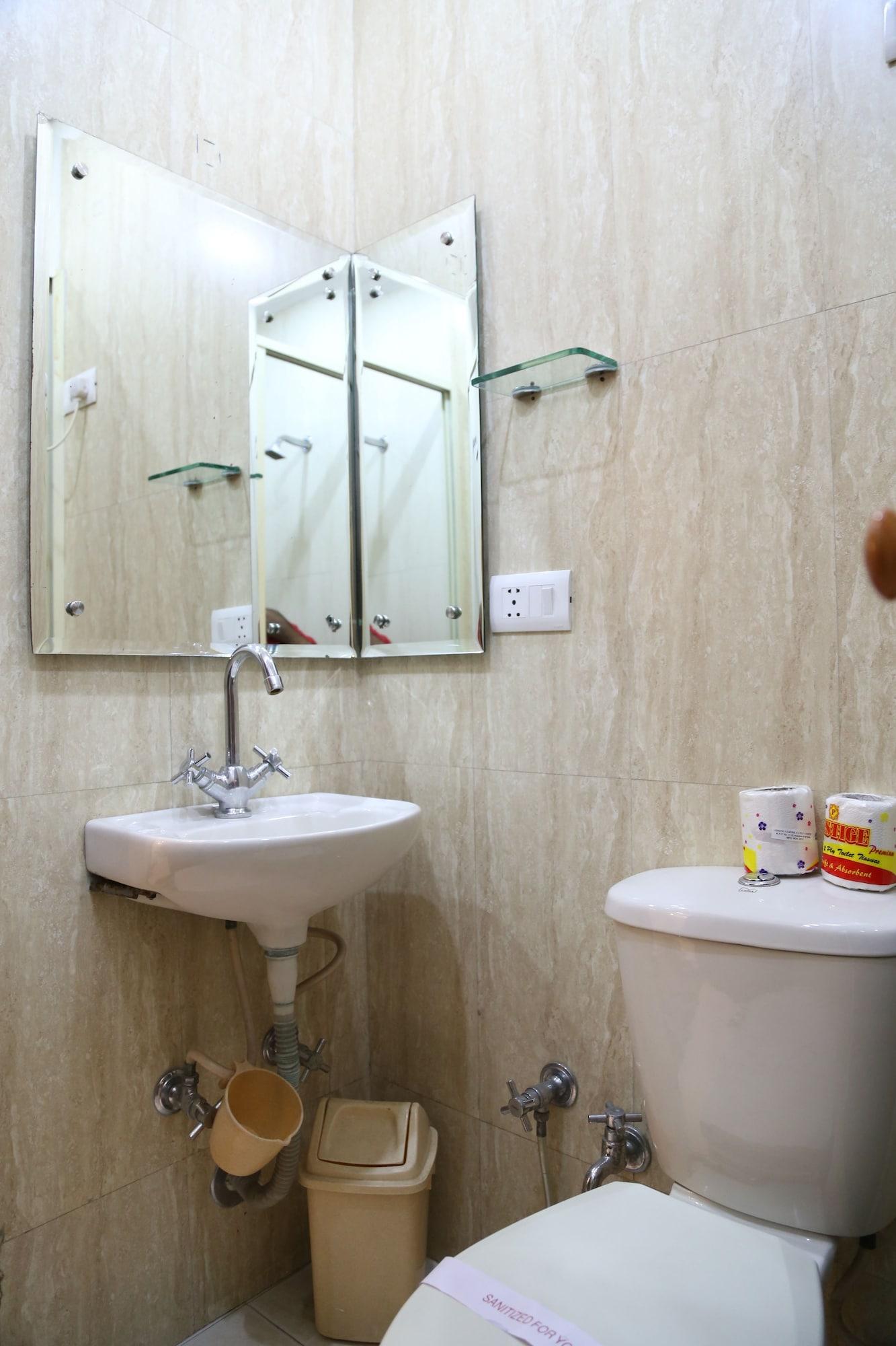 Hotel Aster Inn New Delhi Zewnętrze zdjęcie