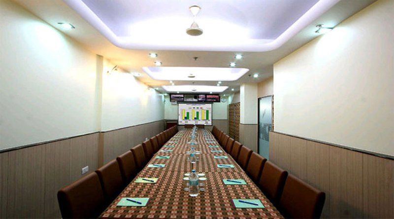 Hotel Aster Inn New Delhi Zewnętrze zdjęcie