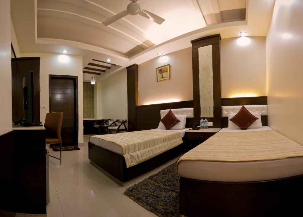 Hotel Aster Inn New Delhi Zewnętrze zdjęcie