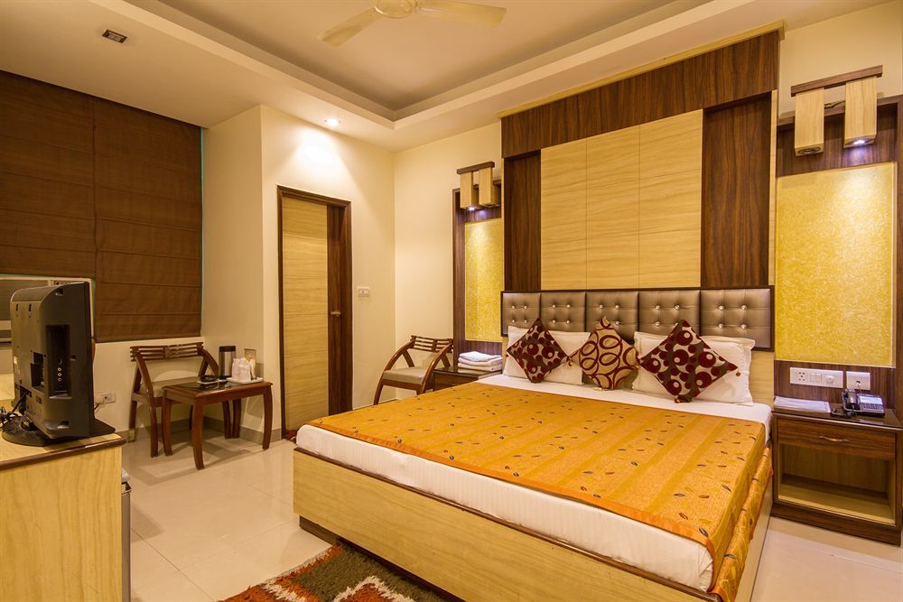 Hotel Aster Inn New Delhi Zewnętrze zdjęcie